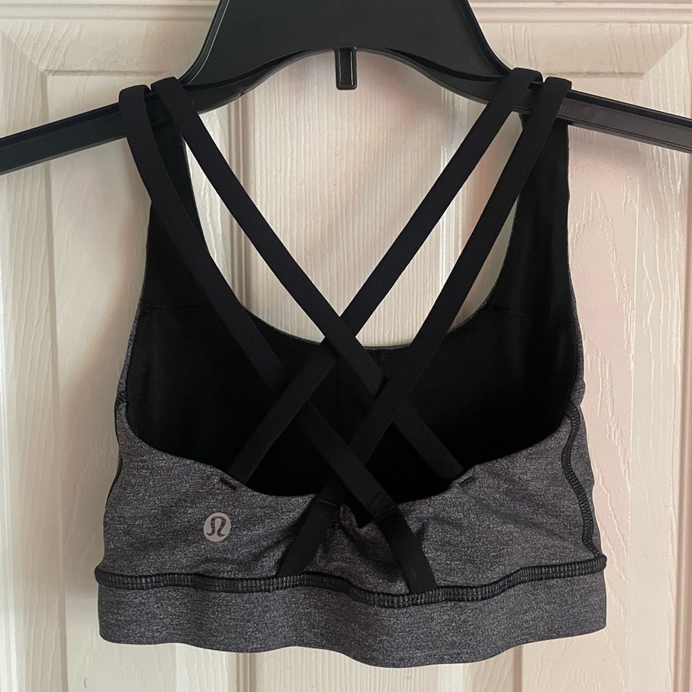 Lululemon athletica gray sports bra size 2 - Picture 2 of 3
